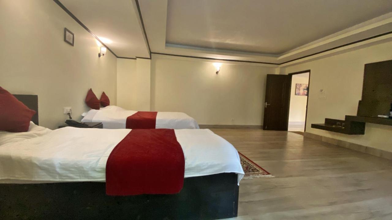 Hotel Lingmoo Residency à Ravangla Extérieur photo