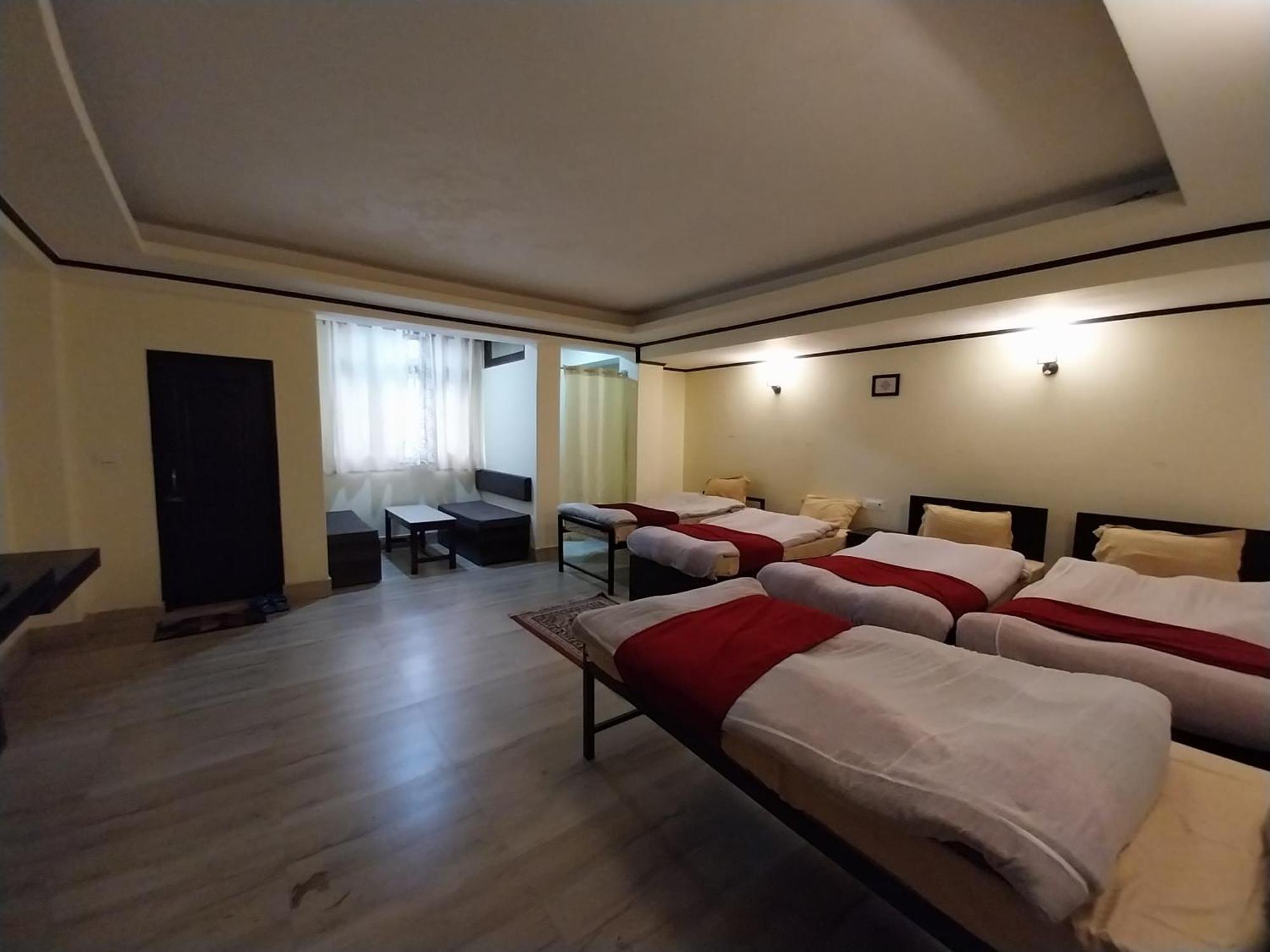 Hotel Lingmoo Residency à Ravangla Extérieur photo